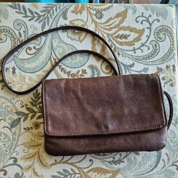 Handbags - Studio Z Brown Leather Bag